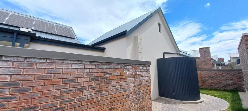 3 Bedroom Property for Sale in Renosterbos Estate Western Cape